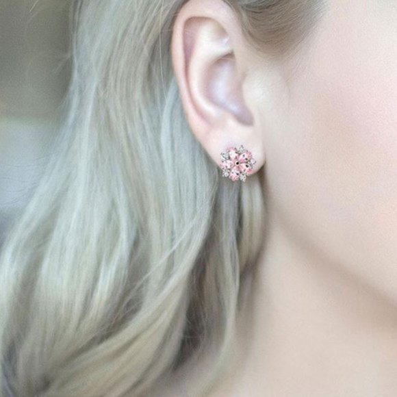 NEW Silver Fashion Trendy Ice Zircon Horse Eye Flower Stud Earrings - Picture 4 of 5